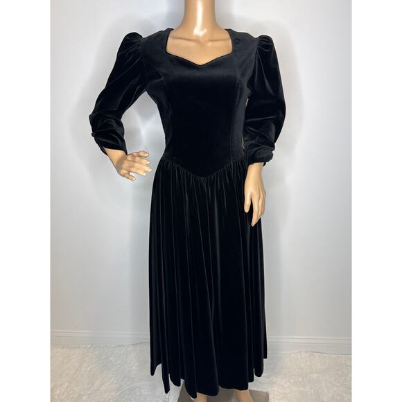 1980s Laura Ashley Black Velvet Puff Sleeve Midi Open Back with Bow Dress small - Picture 7 of 14